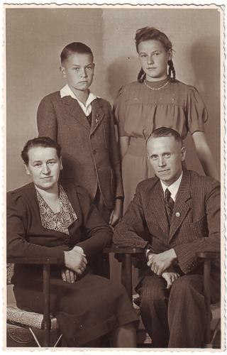 Familie Friedrich Deeg, 1943