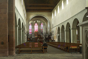 Reichenau Mittelzell, Blick ins Mittelschiff zum Chor