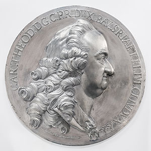 Porträtmedaillon von Kurfürst Karl Theodor mit dem ihm 1778 verliehenen Orden vom Goldenen Vlies, Josef Ignaz Scheufel, 1778 
