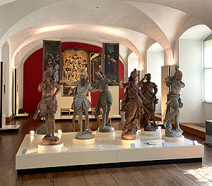 Klostermuseum mit Striegel-Altar und Feuchtmayer-Figuren