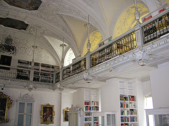 ehemaligen Bibliothek des Klosters