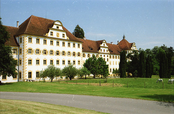Schloss Salem, Südfront der Prälatur (östliche Hälfte)
