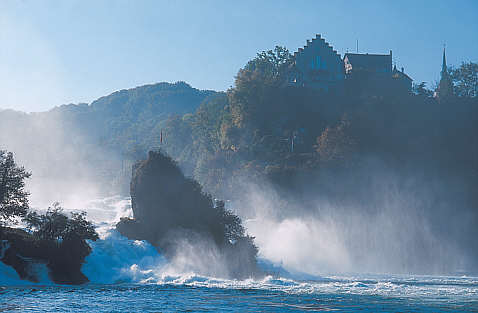 Rheinfall mit Schloss Laufen