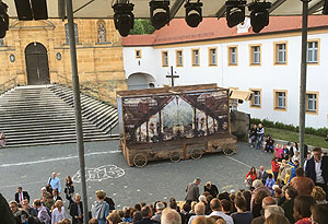 Die Spielfläche vor der Mariahilf-Bergkirche in Amberg
