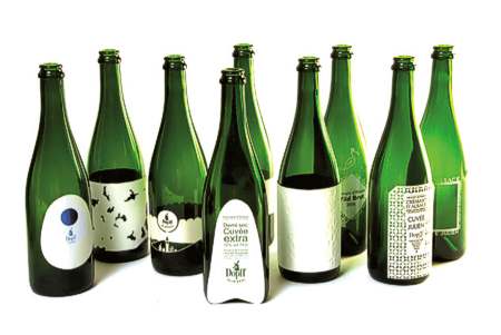 Wettbewerbsentwürfe für den Crémant d'Alsace. © Dopff