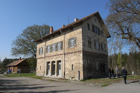 Ehemaliges Empfangsgebäude des Staatsbahnhofs Trossingen 2012 © Deutsche Stiftung Denkmalschutz/Linge