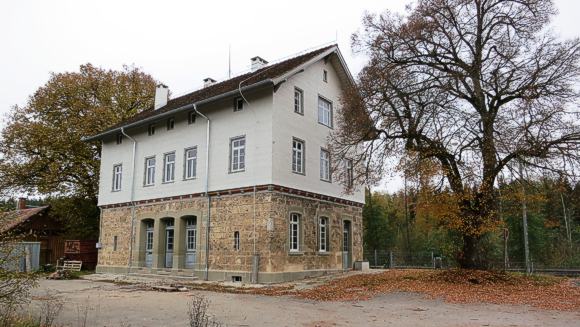 Ehemaliges Empfangsgebäude des Staatsbahnhofs Trossingen 2011 © Deutsche Stiftung Denkmalschutz/Wegner