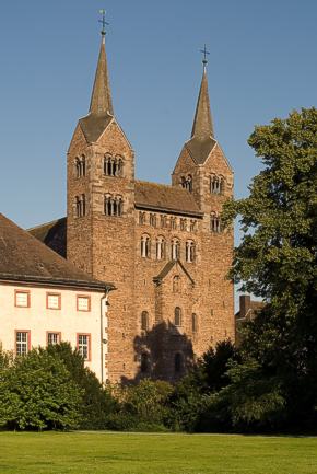 Das Westwerk von Corvey, Außenansicht von Westen, © Kulturkreis Höxter-Corvey gGmbH, Peter Knaup