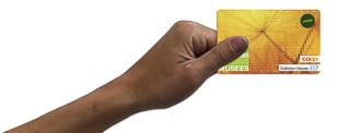 Museumspass, von Hand gehalten