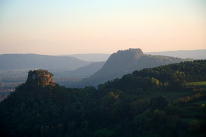 Hegaulandschaft im Dunst Foto: Achim Mende