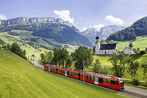 Eine Landschaft wie aus dem Bilderbuch: Das Appenzellerland. Bildnachweis: Appenzeller Bahnen