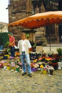 Herr Danner an seinem Arbeitsplatz
